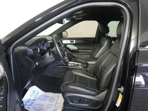 Used 2022 Ford Explorer ST w/ Equipment Group 401A AWD/4WD image 28
