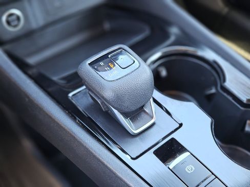 Used 2021 Nissan Rogue SV image 26