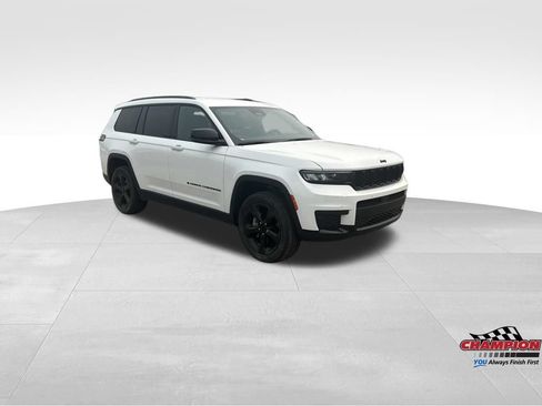 Used 2023 Jeep Grand Cherokee L Laredo AWD/4WD image 8
