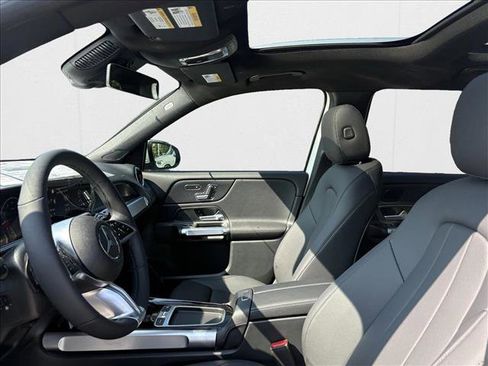 New 2026 Mercedes-Benz GLB 250 image 15