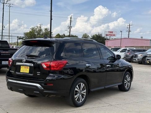 Used 2020 Nissan Pathfinder SV AWD/4WD image 8