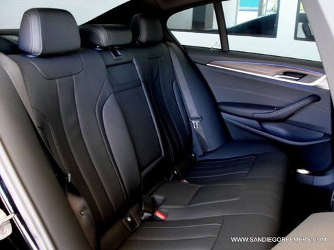 Used 2023 BMW 540i 540i M SPORT PRO+SHADOWLINE PK w/ M Sport Package image 53