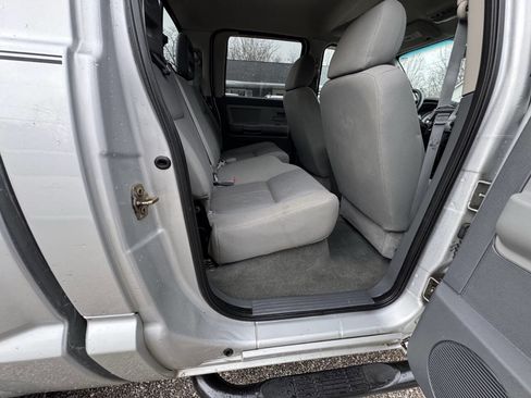 Used 2006 Dodge Dakota SLT image 24