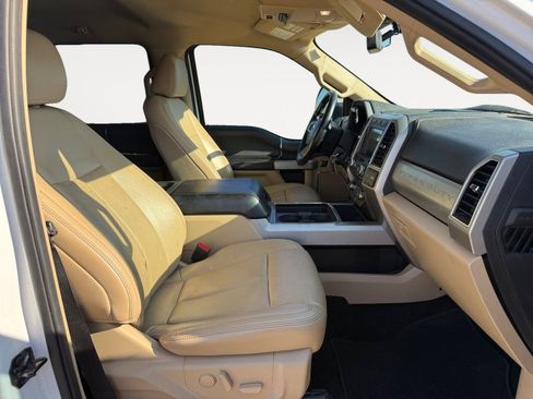 Used 2021 Ford F250 Lariat w/ Lariat Value Package image 15