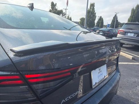 Used 2025 Honda Accord Touring image 10