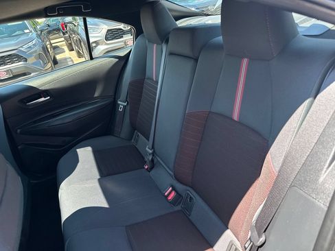 Used 2023 Toyota Corolla SE w/ SE Premium Package FWD image 32