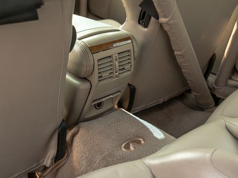 Used 2002 INFINITI Q45 image 41