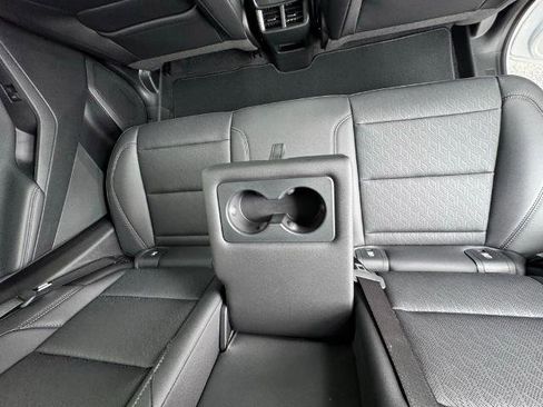 New 2026 Chevrolet Equinox LT w/ Convenience Package II image 32