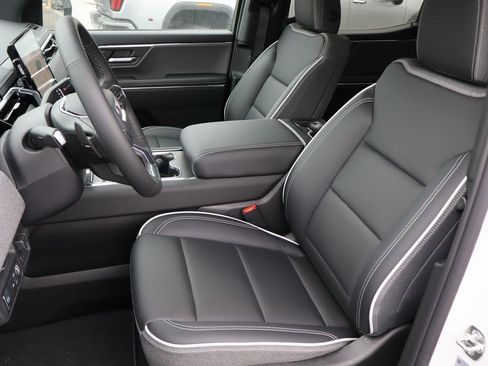 New 2026 GMC Sierra EV Elevation image 13