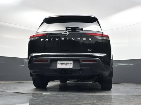 Used 2022 Nissan Pathfinder SV w/ SV Premium Package FWD image 46