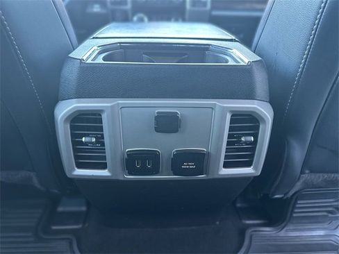 Used 2019 Ford F150 Lariat image 25