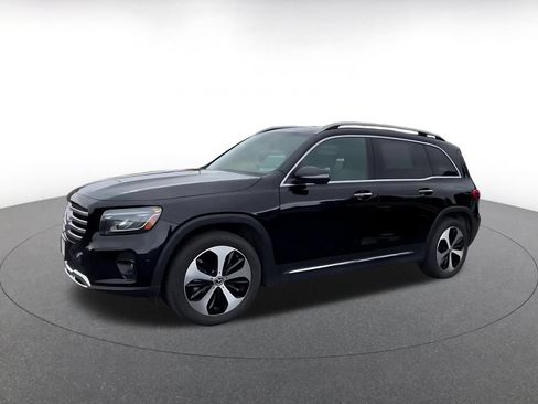 Used 2025 Mercedes-Benz GLB 250 image 8