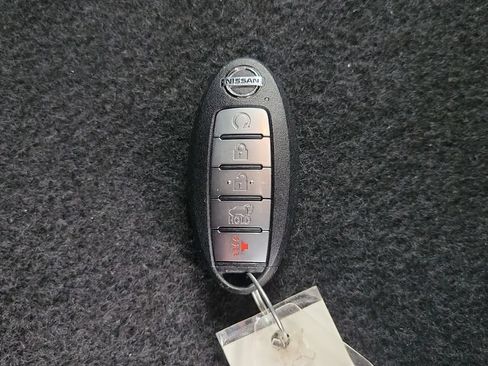 Used 2020 Nissan Rogue SL FWD image 24