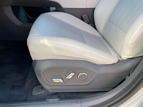 New 2025 Hyundai Santa Fe SEL image 24