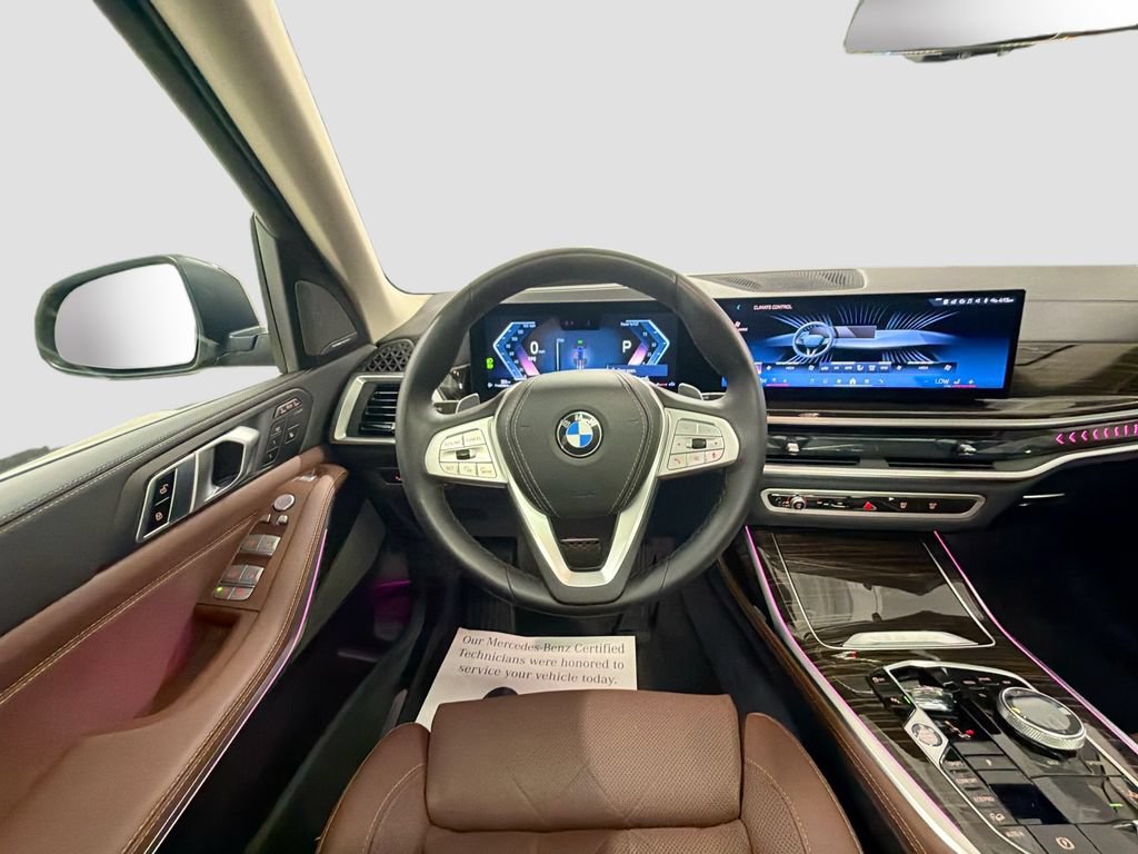 Used 2024 BMW X7 xDrive40i AWD/4WD image 24