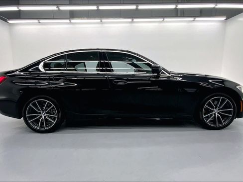 Used 2019 BMW 330i Sedan w/ Driving Assistance Package RWD image 5