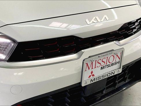 Used 2022 Kia Forte GT-Line w/ GT-Line Technology Package image 29