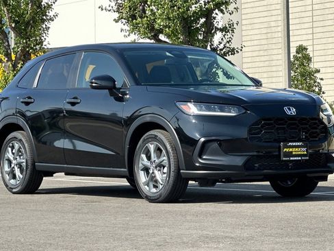 New 2026 Honda HR-V LX image 2