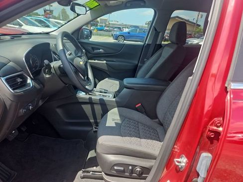 Used 2024 Chevrolet Equinox LT FWD image 10