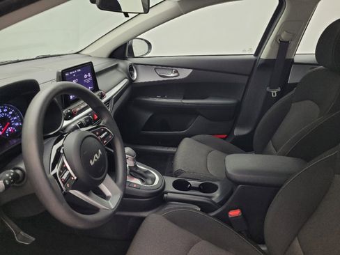Used 2024 Kia Forte LXS image 17