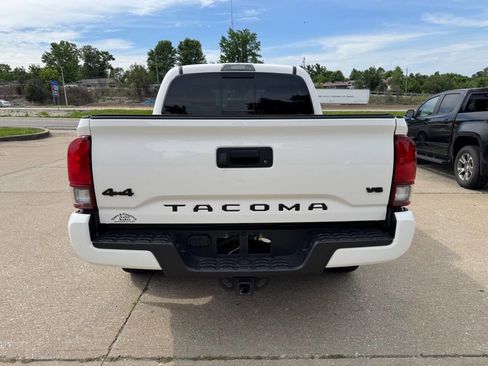 Used 2021 Toyota Tacoma SR5 w/ Trail Edition AWD/4WD image 7