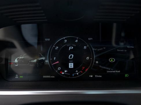 Used 2024 Jaguar F-TYPE R-Dynamic RWD image 33