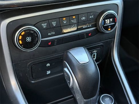 Used 2021 Ford EcoSport SE image 18