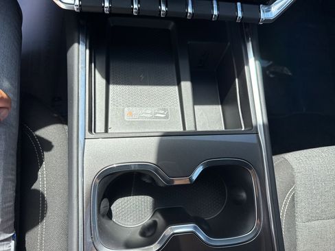 New 2026 GMC Acadia Elevation image 27