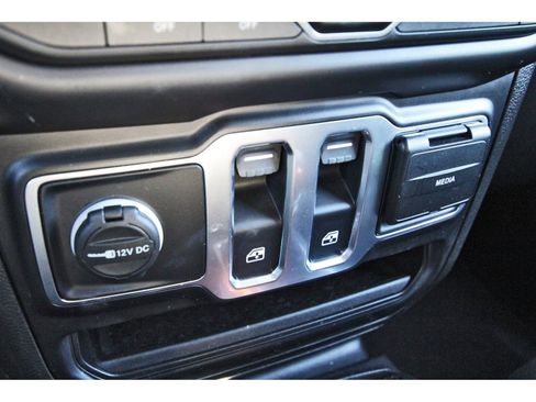 Used 2021 Jeep Wrangler Willys image 26