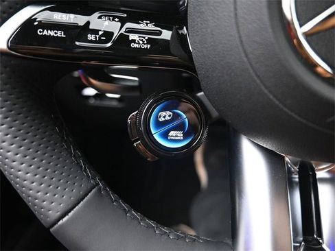 New 2025 Mercedes-Benz GLC 43 AMG 4MATIC image 15