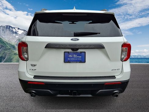 Certified 2023 Ford Explorer XLT w/ Equipment Group 202A image 5