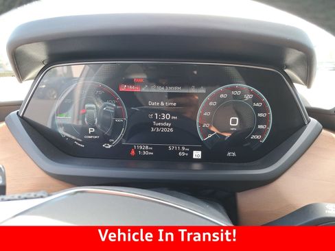 Used 2024 Audi e-tron GT Premium Plus image 9