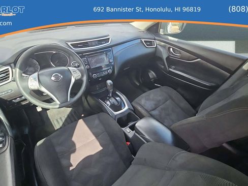 Used 2016 Nissan Rogue SV w/ SV Premium Package FWD image 16