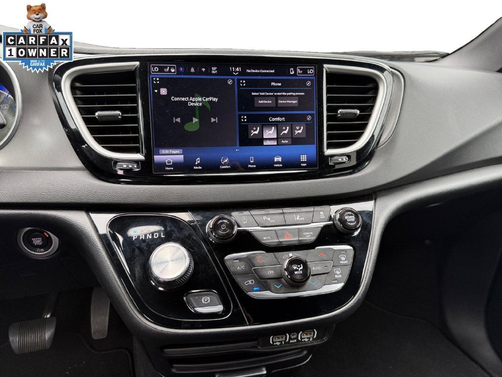 Used 2025 Chrysler Pacifica Select FWD image 11