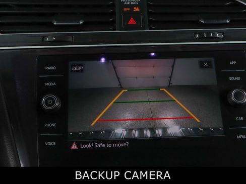 Used 2023 Volkswagen Tiguan SE R-Line FWD image 18