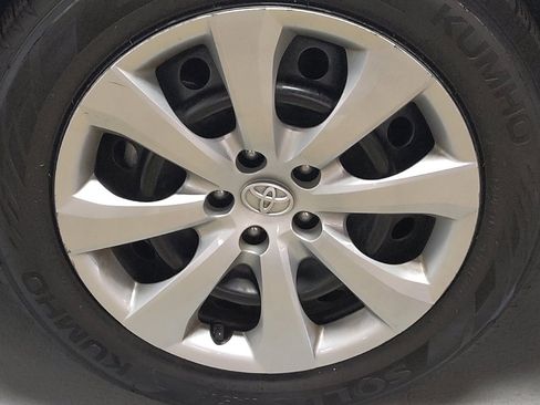 Used 2023 Toyota Corolla LE FWD image 31