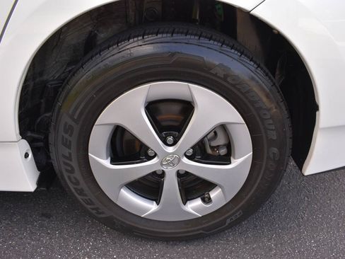 Used 2015 Toyota Prius Two FWD image 44