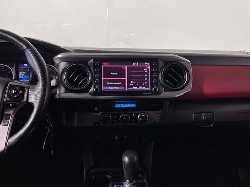 Certified 2022 Toyota Tacoma SR5 RWD image 15