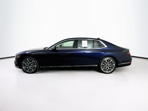 Used 2023 Genesis G90 3.5T AWD/4WD image 4