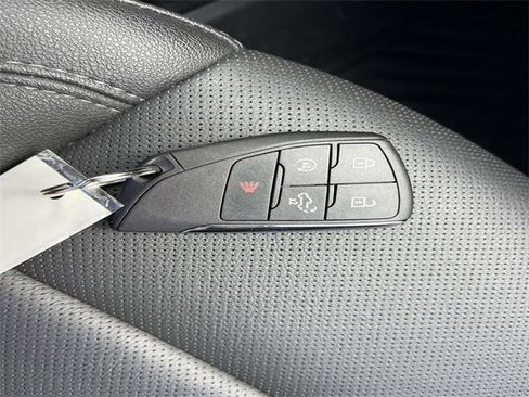 Used 2024 Chevrolet Silverado 2500 LTZ w/ LTZ Premium Package image 41