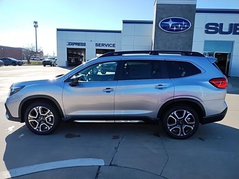 New 2026 Subaru Ascent Limited AWD/4WD image 11