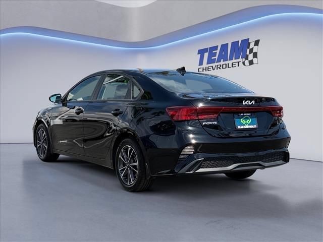 Used 2023 Kia Forte LXS FWD image 3