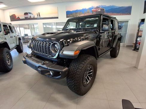 Used 2026 Jeep Wrangler Unlimited Rubicon 392 w/ Quick Order Package 27X Moab AWD/4WD image 4
