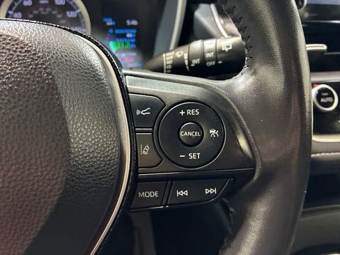 Used 2021 Toyota Corolla SE FWD image 30