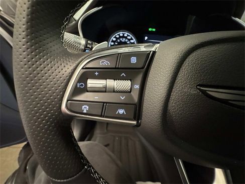 Used 2025 Genesis G70 3.3T Advanced image 7