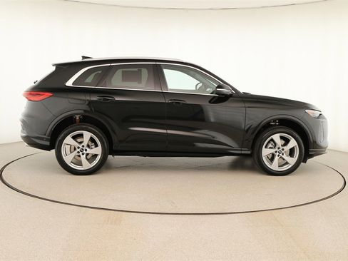 New 2025 Audi Q5 Premium Plus image 8