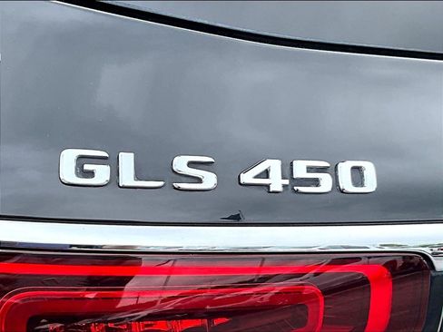 Used 2023 Mercedes-Benz GLS 450 4MATIC image 24