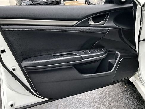 Used 2019 Honda Civic EX image 18