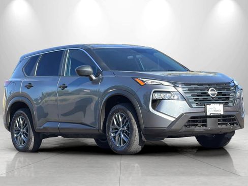 Used 2024 Nissan Rogue S AWD/4WD image 9