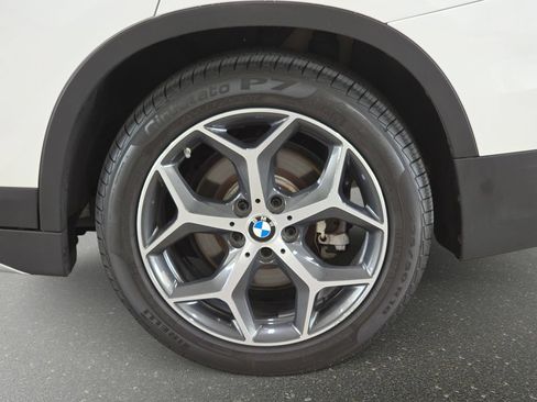 Used 2017 BMW X1 xDrive28i AWD/4WD image 32